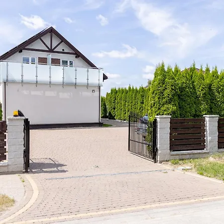 Goscinne Anna רווה